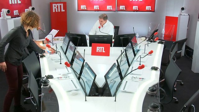 Allergie au pollen : Michel Cymes décrypte les symptômes du rhume des foins