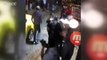 Kadıköy'de bıçaklı kavga:  2'si ağır 3 kişi yaralandı.