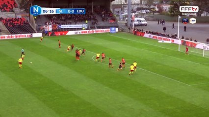 Coup franc bien tiré!