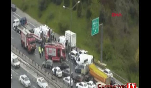 FSM girişinde kaza! TEM'de trafik durdu