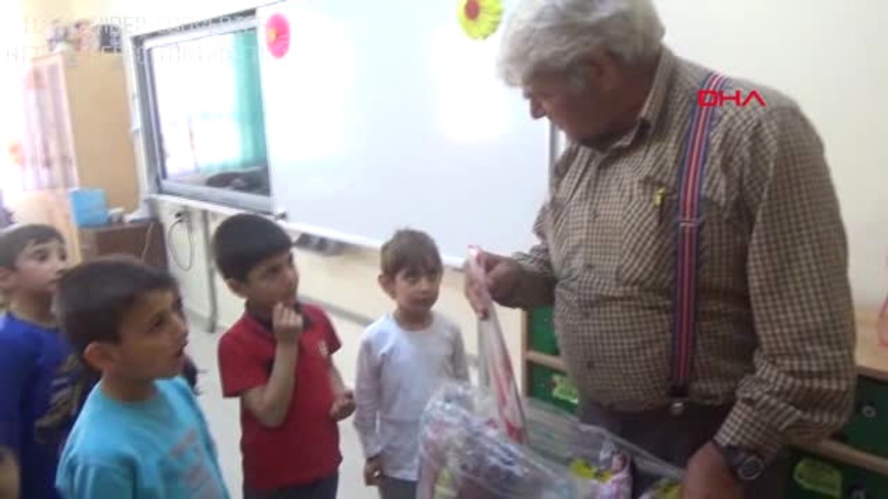 Aydın-Didimli Muhtar Öğrencileri Uçurtmayla Sevindirdi