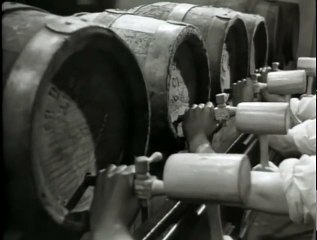 "Beer And Pretzels" (1933)