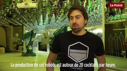 "Bionic bar" : notre reporter a testé le bar du paquebot le plus gros du monde !