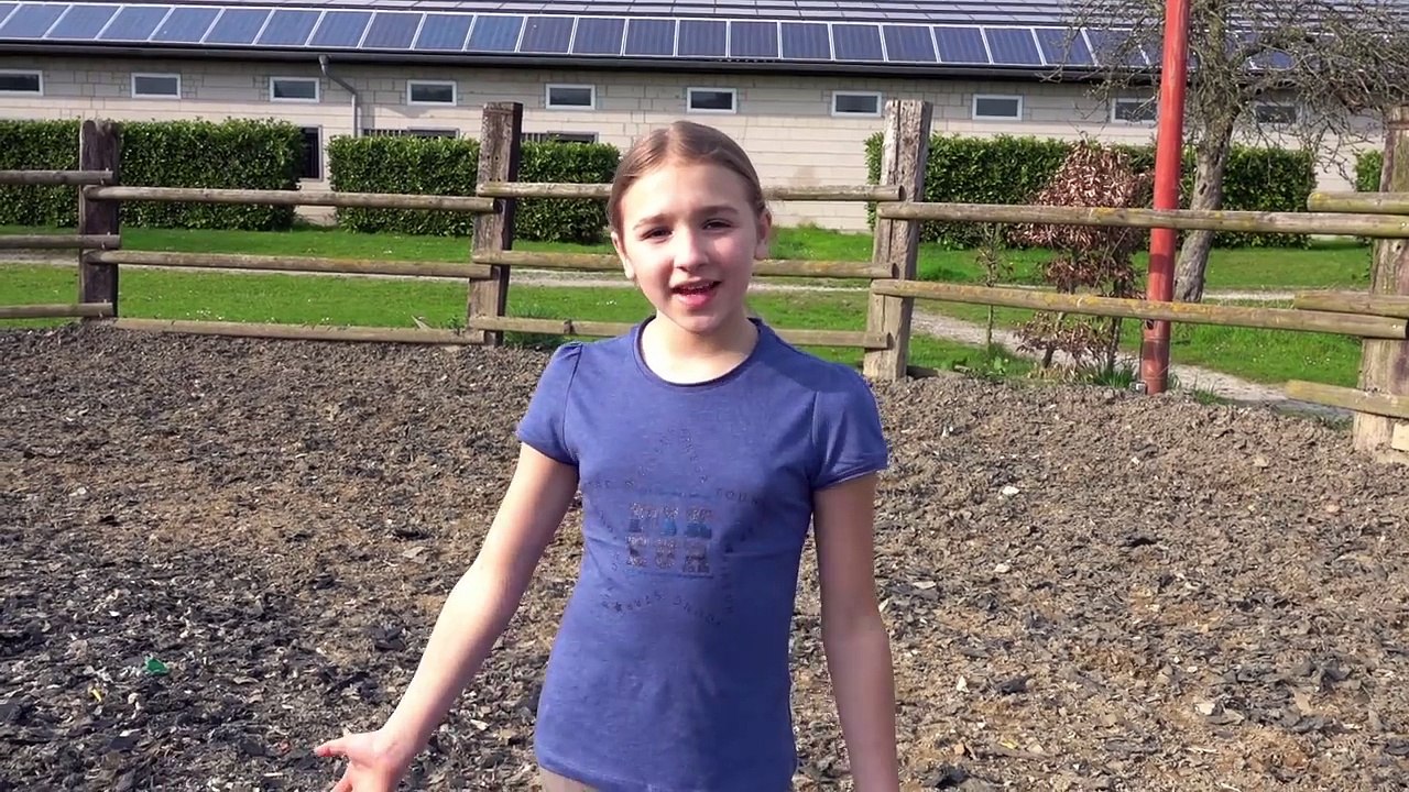 Lia & Alfi - FMA Spaß im Stall mit den Ponys