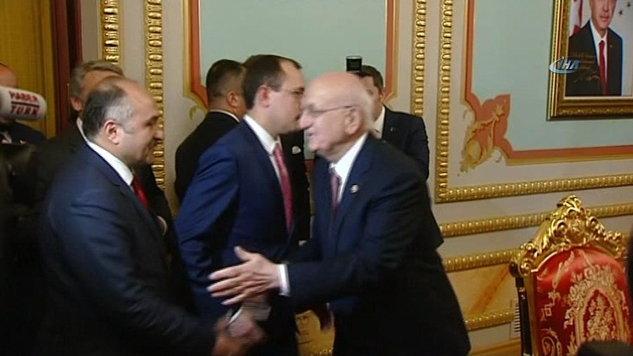 AK Parti ve MHP erken seçim teklifini TBMM Başkanlığına sundu