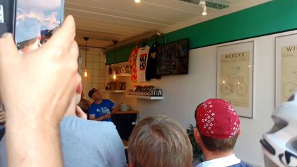 Huy: la Flèche Wallonne au Mur Café