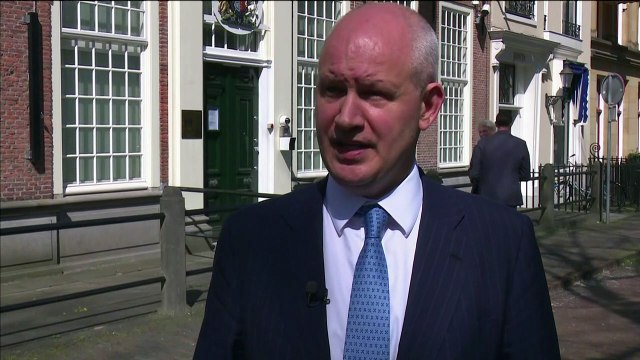 La Russie doit déclarer son programme d'armes chimiques (GB)