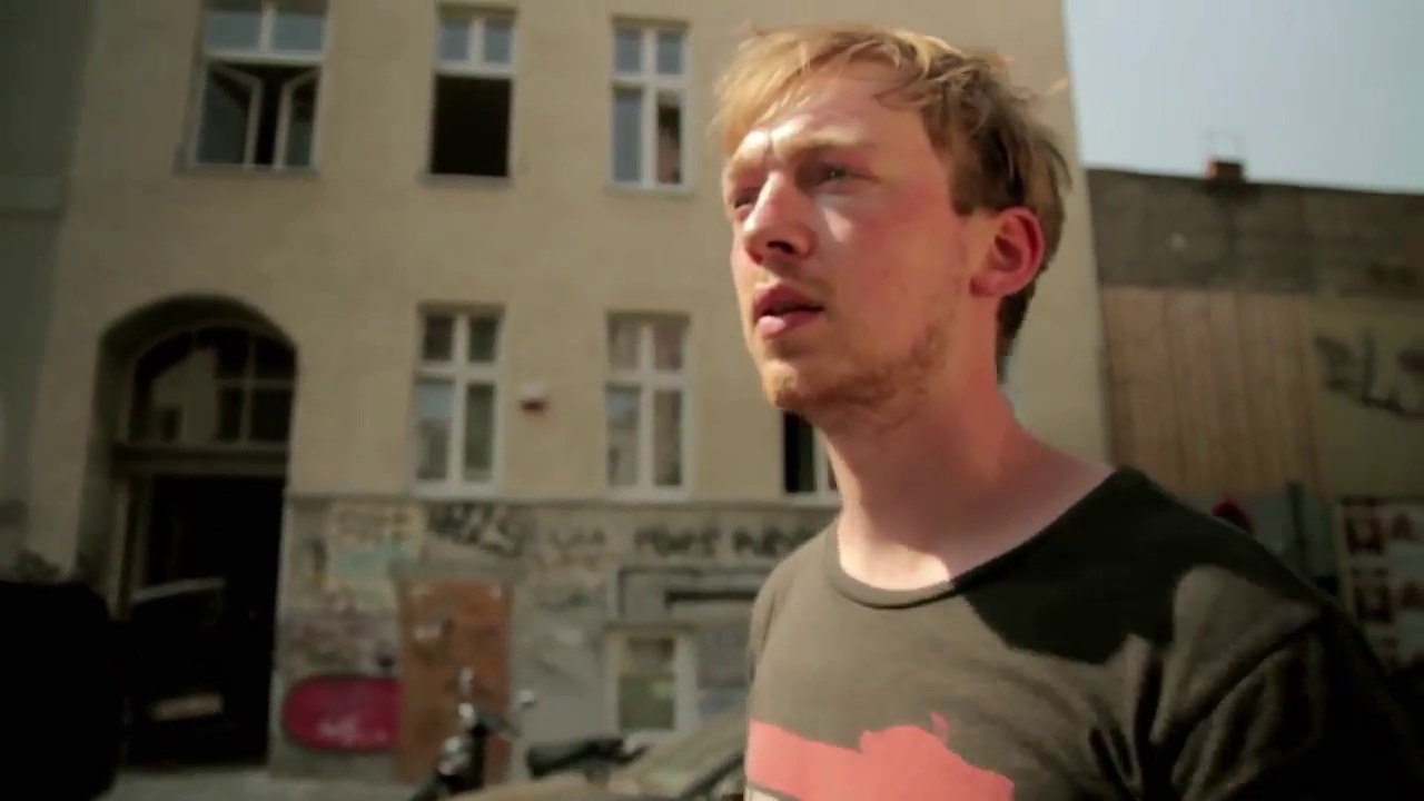 Носорог скачет галопом - Nashorn im Galopp