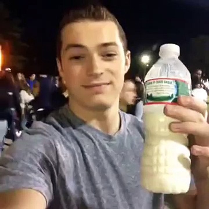 Broma del vomito - Vines en Español #737