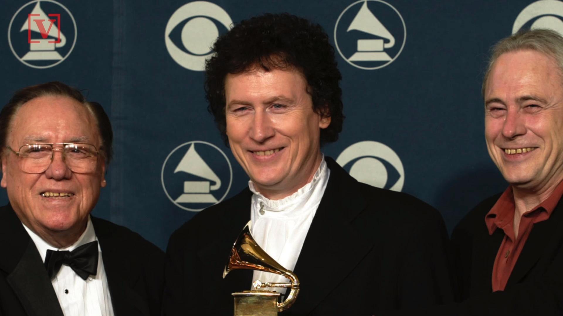 ⁣Grammy-Winning Country Music Producer & Guitarist Randy Scruggs Has Died