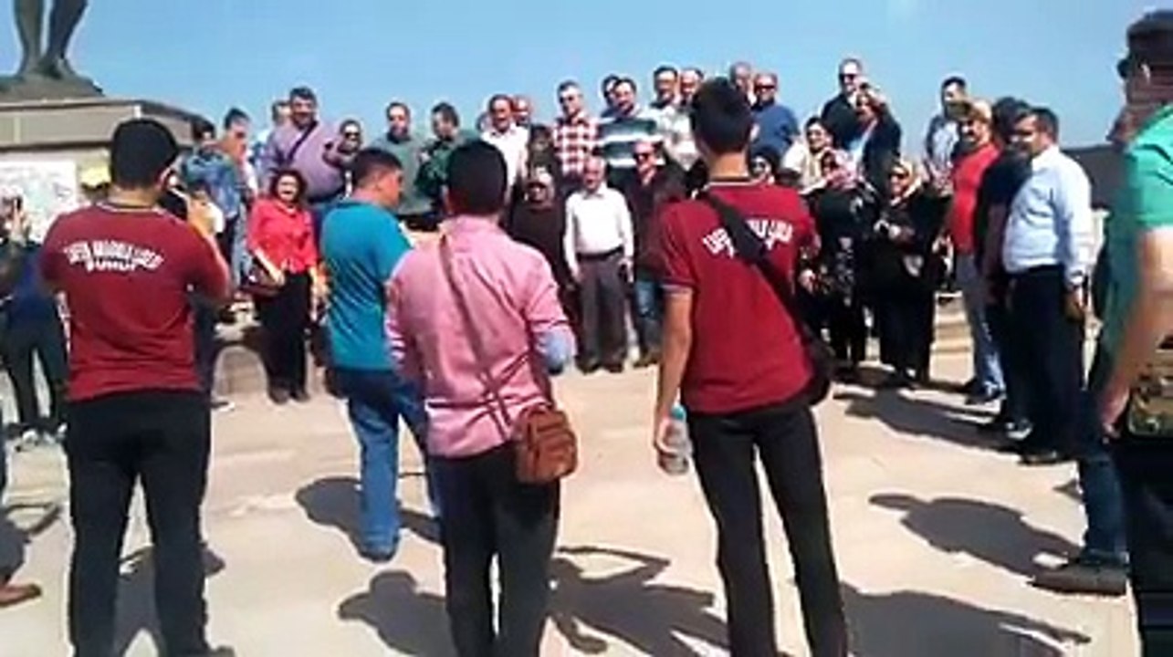 TAŞOLUKTAN KOCATEPEYE GELEN ÖĞRETMENLER  HABİB AKALIN FARKIYLA