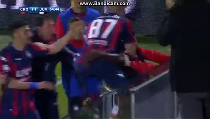 Amazing Goal Nwankwo  (1-1) FC Crotone vs Juventus FC