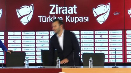 Okan Buruk: “Akhisar’da bu mutluluğu yaşamak çok önemli”