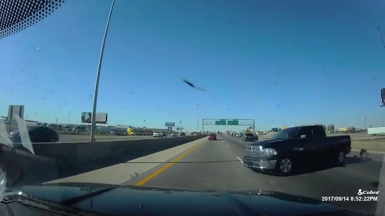 Elle n'aurait pas du téléphoner au volant. Choc terrible