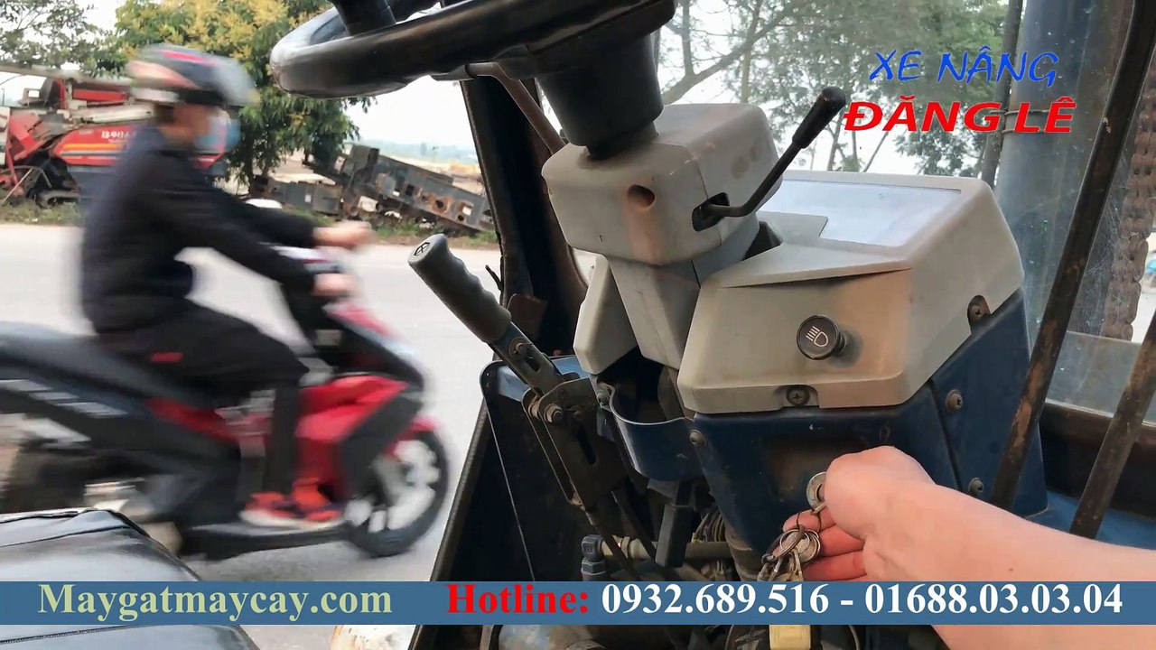 Xe nâng giá rẻ xe nâng cũ bãi nhập khẩu Komatsu FD35 giá cực tốt