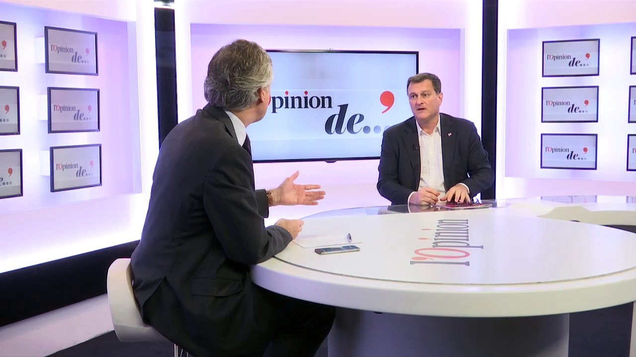 Louis Aliot – SNCF: «La grève n’est plus adaptée, le service minimum est le minimum que l’on puisse avoir»