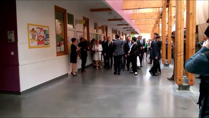 Mirecourt :  Emmanuel Macron quitte le collège de Mirecourt