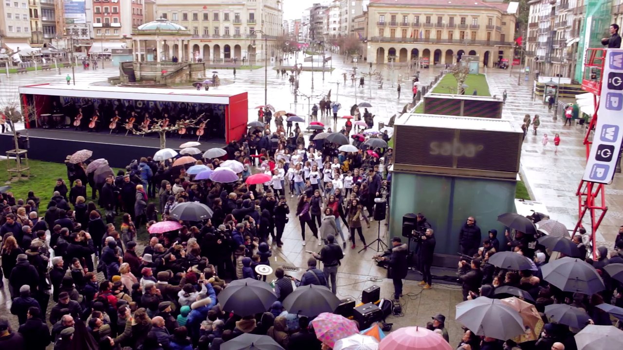 Emocionante Flashmob WOP Pamplona 'Today is My Future'