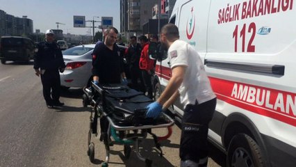 Çarptığı aracın sürücüsünü yaralı vaziyette bırakıp kaçtı