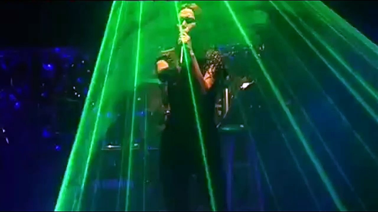 Στέλλα Καλατζή - Ένα Μόνο Να Θυμάσαι - Live 2012 HD