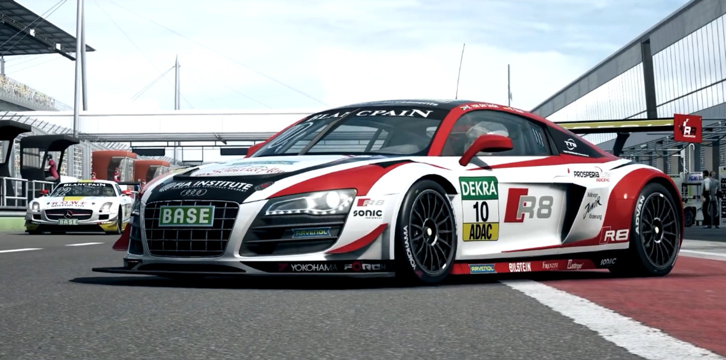 RaceRoom Racing Experience - Trailer