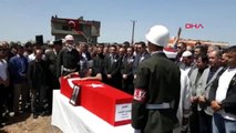 Diyarbakır Hatay'da Şehit Olan Asker Memleketi Bismil'de Toprağa Verildi