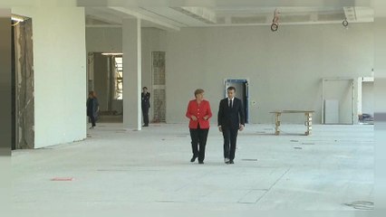 Berlin'de Merkel-Macron zirvesi
