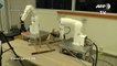 Científicos crean en Singapur robot capaz de armar silla de Ikea