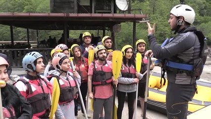 Fırtına Deresi'nde Öğrencilerin Rafting Keyfi