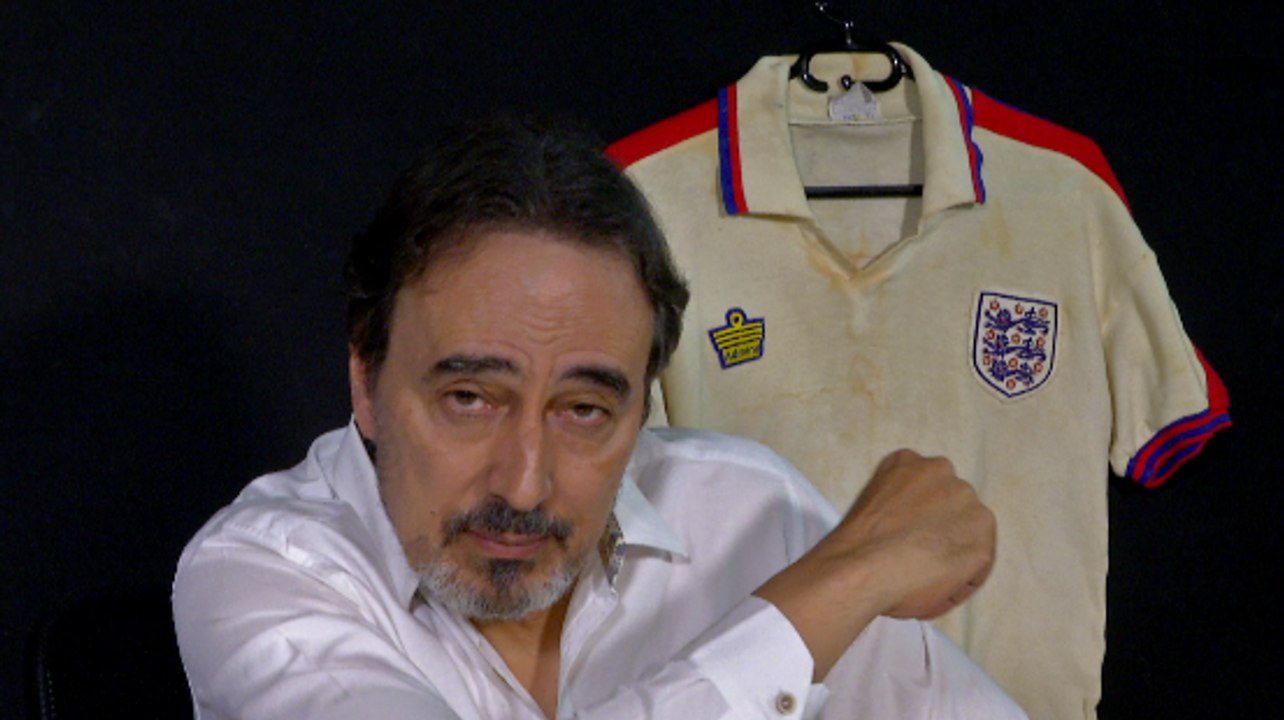 PARLONS PEU, PARLONS FOOT..