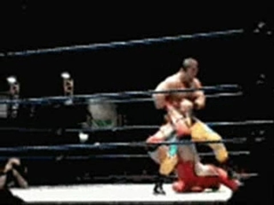 Johnny Cash Hurt + Tribute Chris Benoit