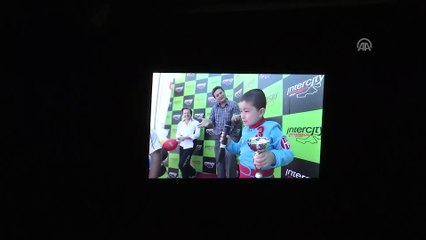 İstanbul Armoni Korosu çocuklar yararına konser verdi - İSTANBUL