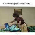 La tía que intenta dormir a tu bebé...