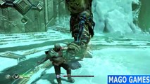 God of War 4 - Kratos com as Blades of Chaos, luta contra os Chefes