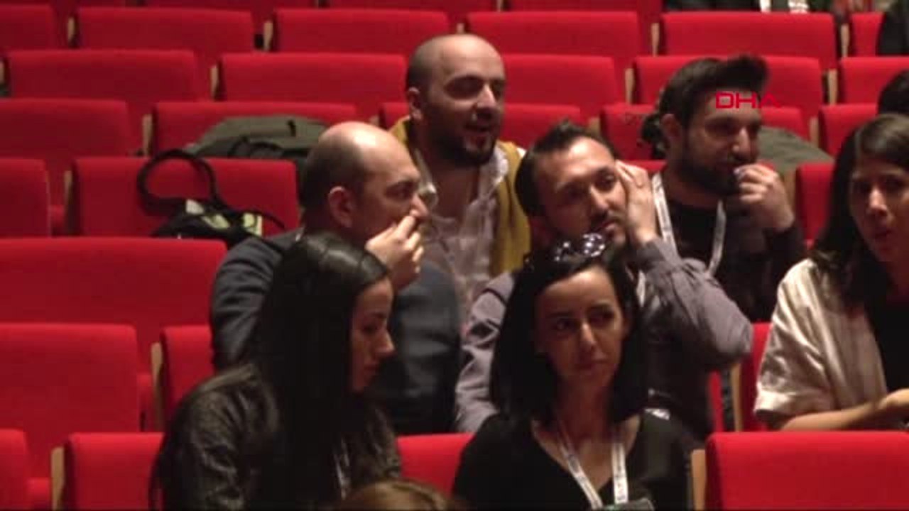 Sofia: Bana Para Falan Vermediler, Bir Şey mi Kaçırıyorum? Hd 1