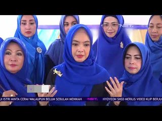 Inggrid Kansil Memberikan Sembako Untuk Warga Tidak Mampu