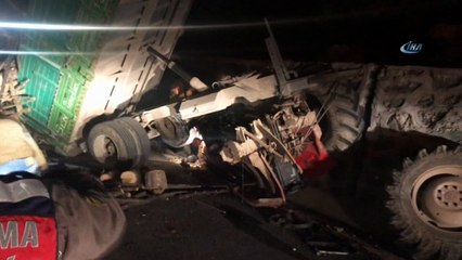 Traktörün altında sıkışan sürücü 1 buçuk saat sonra kurtarıldı