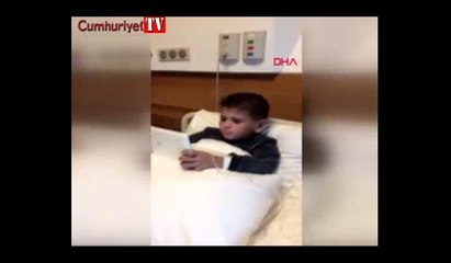 Durmadan kaşınan Halil, 23 Nisan'ı hastane odasında kutladı