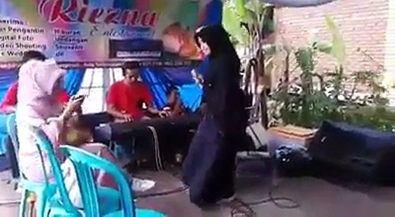 Tarian Melawakkan