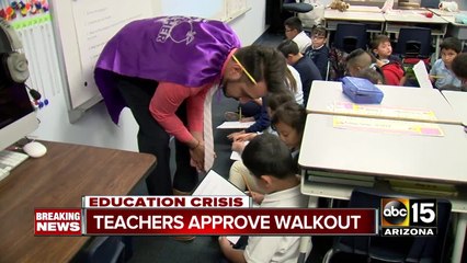 Arizona teachers vote to approve walk out