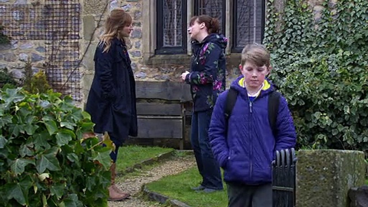 Emmerdale - Thursday 19 April 7pm | Emmerdale 8127 19th April 2018 | Emmerdale 19th April 2018 | Emmerdale 8127 | Emmerdale 19 04 2018 | Emmerdale Episode 8127 | Emmerdale 19th April 2018 | Emmerdale 8127 April 19th