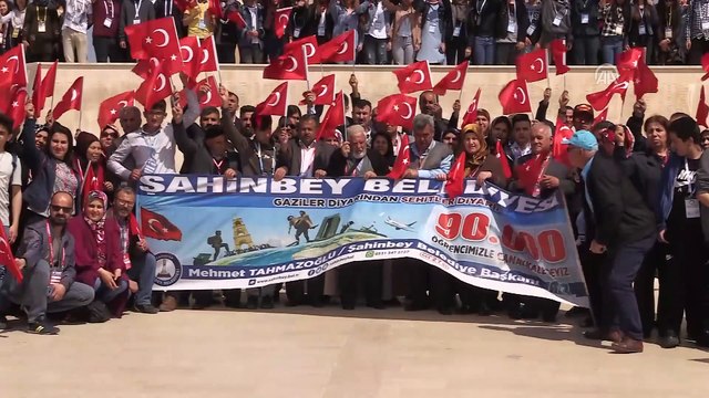 'Gaziler Diyarından Şehitler Diyarına' on binlerce genç - ÇANAKKALE