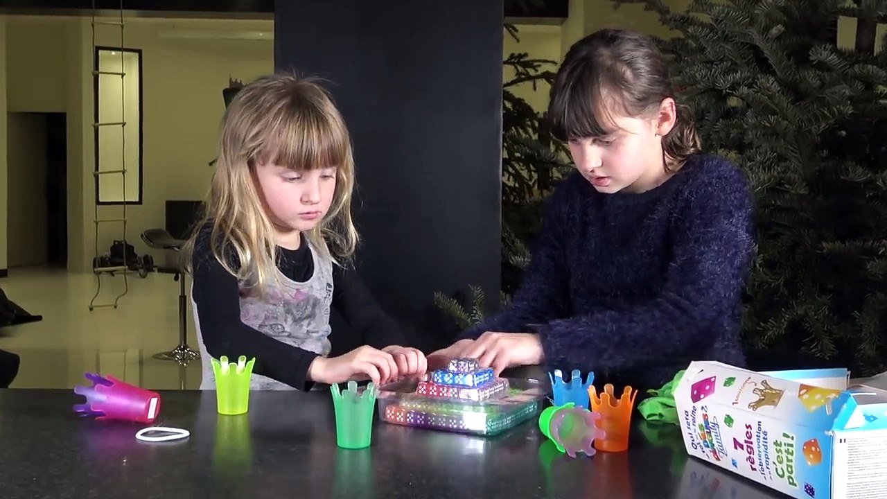 DÉS DINGUES • ON JOUE AVEC 100 DÉS -- - Studio Bubble Tea Jeu de Société