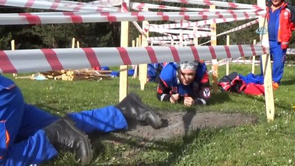 UMKE’ye yeni katılan 25 gönüllüye teorik ve pratik eğitim verildi