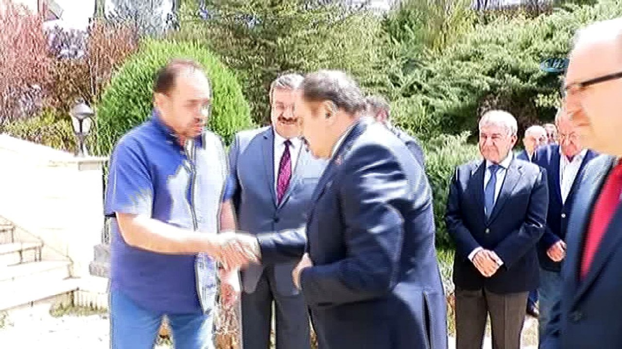 Bakan Eroğlu: “Baskın seçim değil erken seçim”