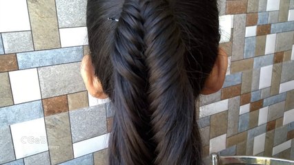 DIY, How to Everyday Fishtail Braid. Trendy hairstyles for women and girls