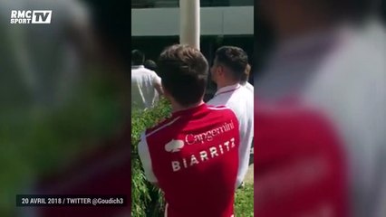 Les joueurs du Biarritz Olympique rendent une visite surprise à un coéquipier blessé