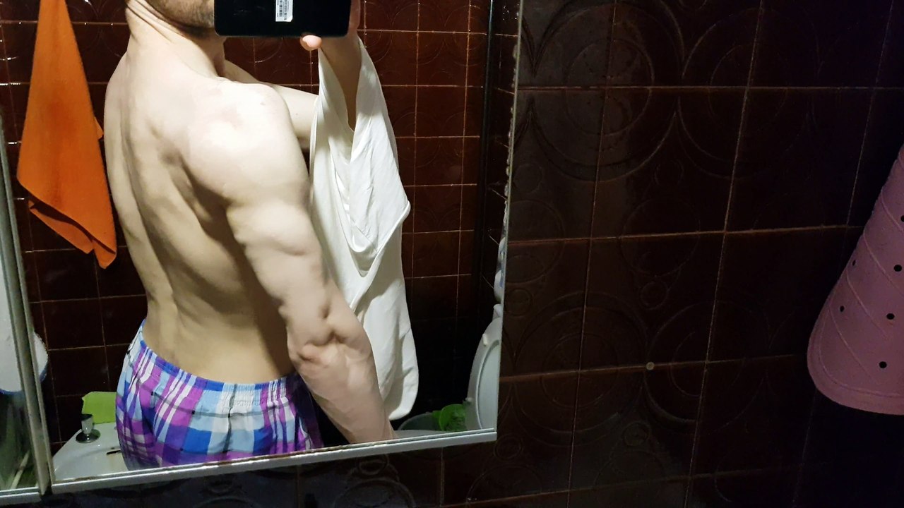 Deltoides,despues,de,entrenar,abril
