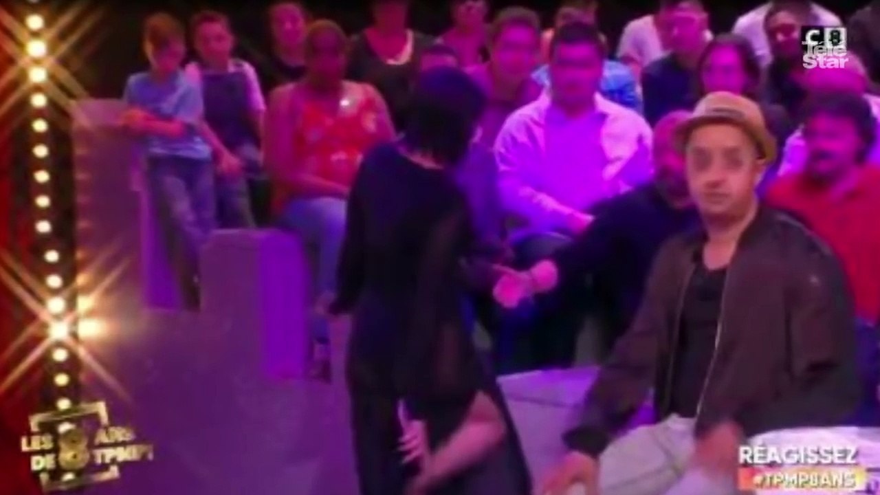 Agathe Auproux affiche ses fesses dans TPMP et révolte les internautes