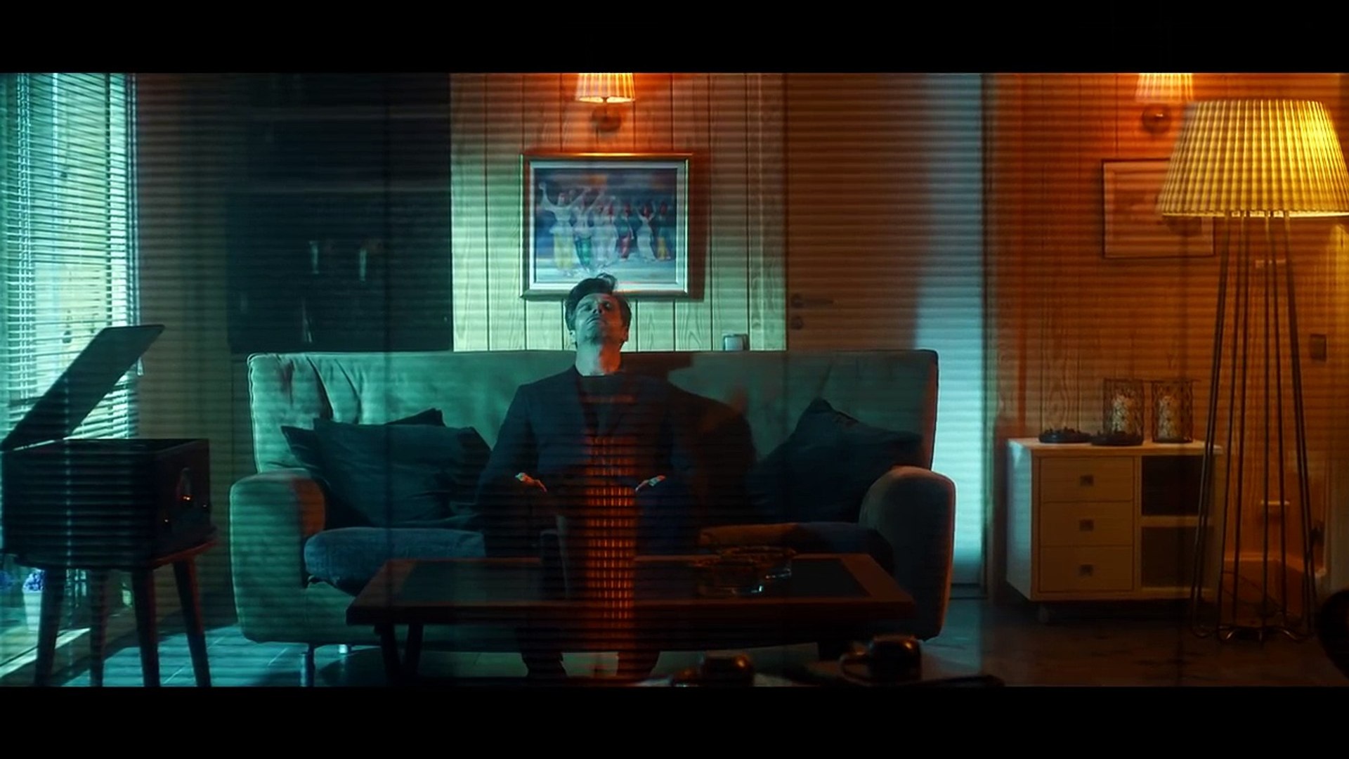 Funda Arar Unutur mu Bir Kadın